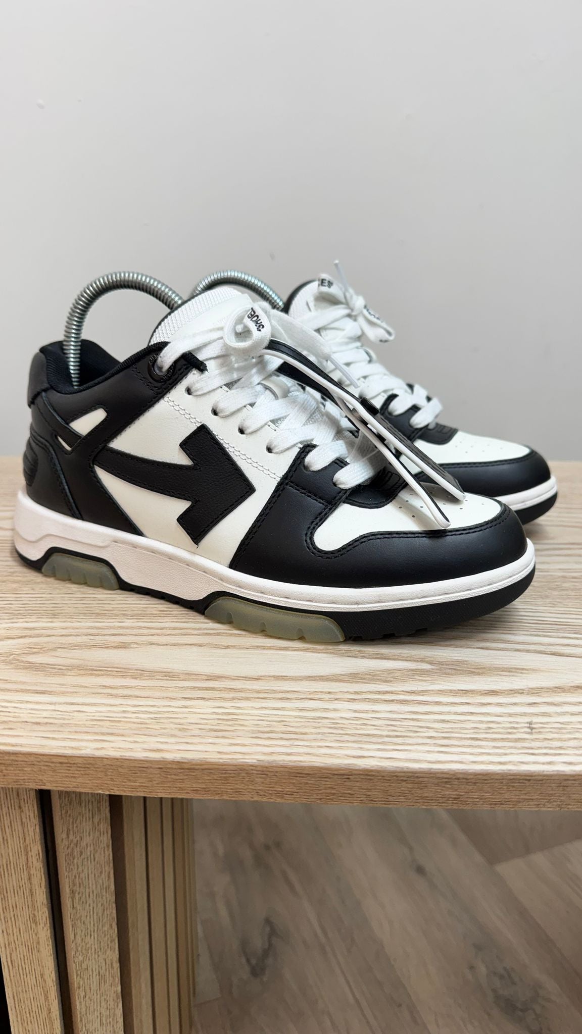 Off-White Black And White Out Of Office Trainers – EU 38 / UK 5
