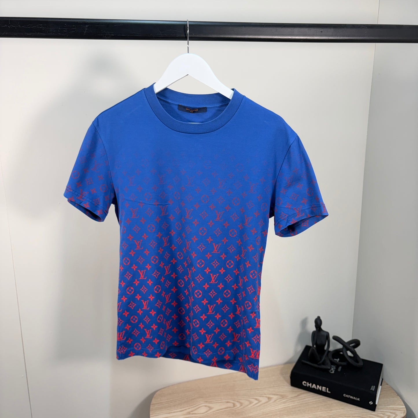 Louis Vuitton Blue Monogram T-Shirt – UK Small