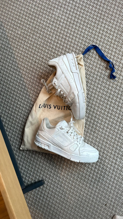 Louis Vuitton White Monogram LV Trainer – UK 7.5