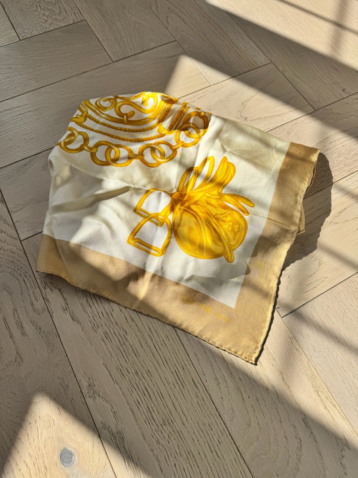 Celine Cream Gold Carré En Soie Silk Scarf – 85 x 85 cm