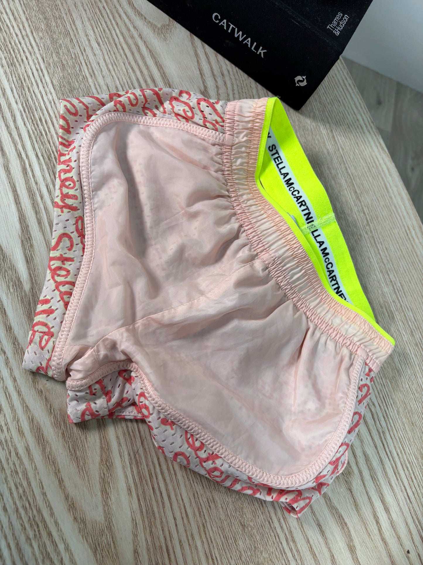 Kids Stella McCartney Coral Shell Shorts With Yellow Waistband – Age 4