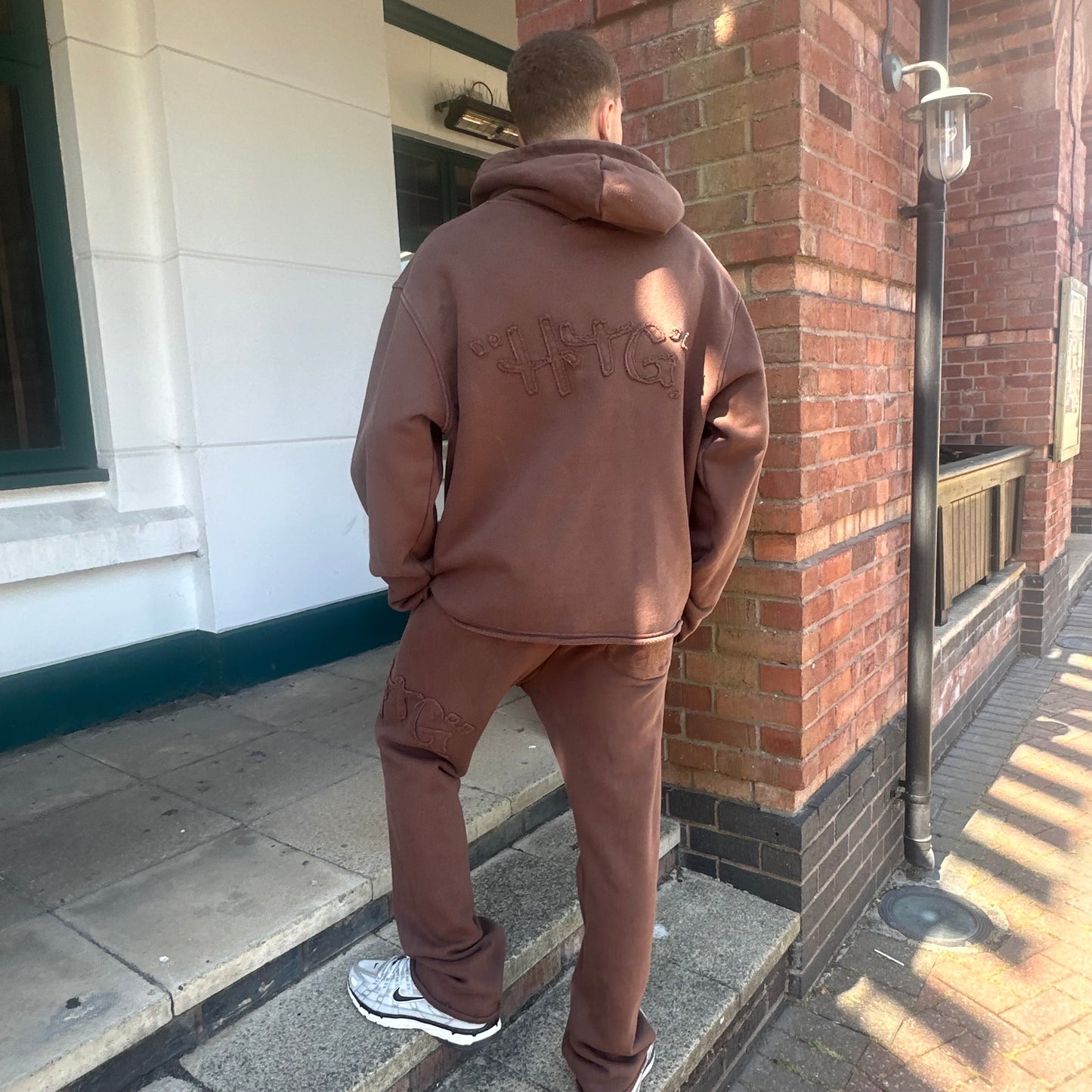 Honor The Gift Brown Embroidered Script Tracksuit – Large Hoodie / Medium Bottoms