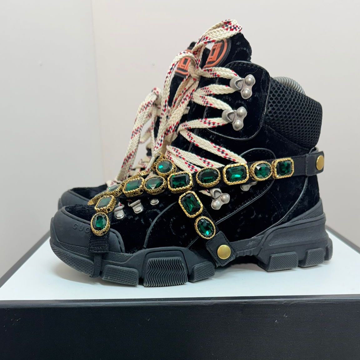 Gucci Black Crystal Velvet Flashtreck Chunky Boots – EU 37.5 / UK 4.5