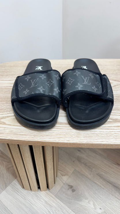 Louis Vuitton Black Monogram Slider – UK 9