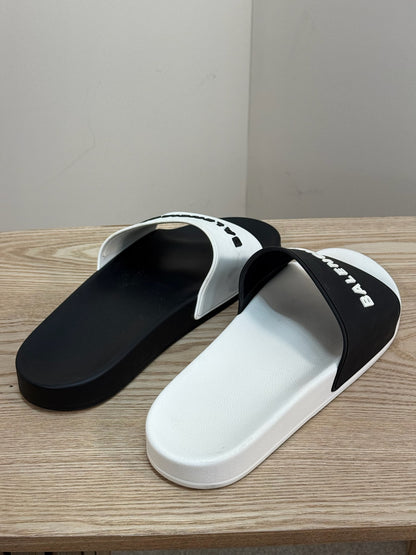Balenciaga Black And White Slider - UK 12