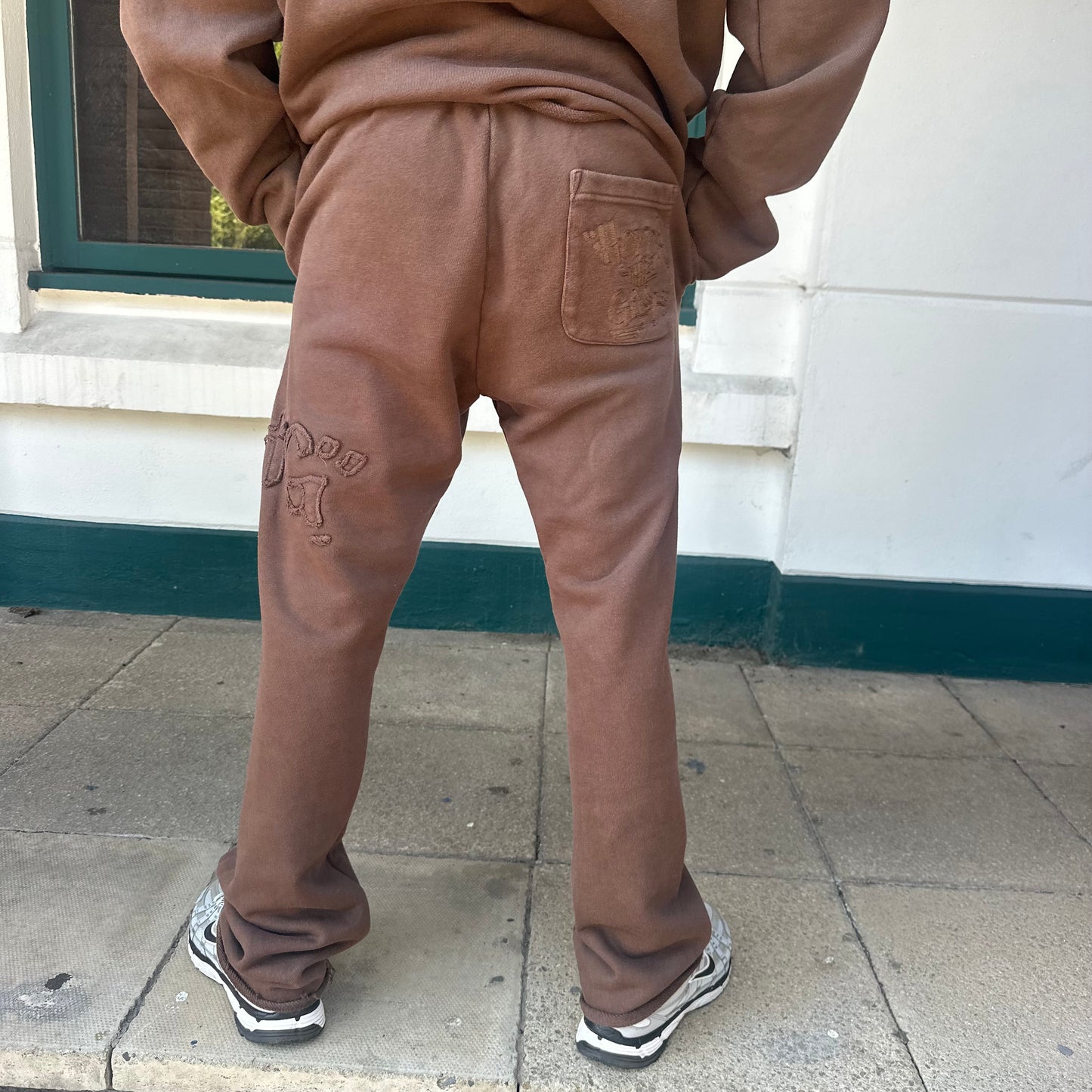 Honor The Gift Brown Embroidered Script Tracksuit – Large Hoodie / Medium Bottoms