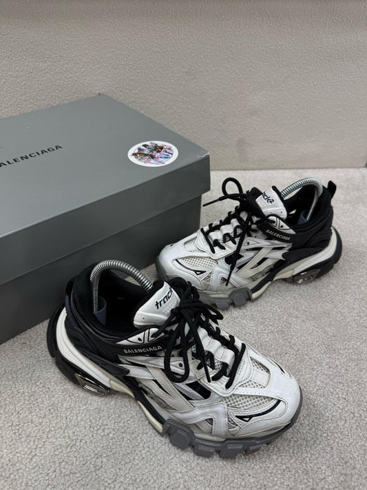 Balenciaga Black White Track 2 Trainer - UK 2