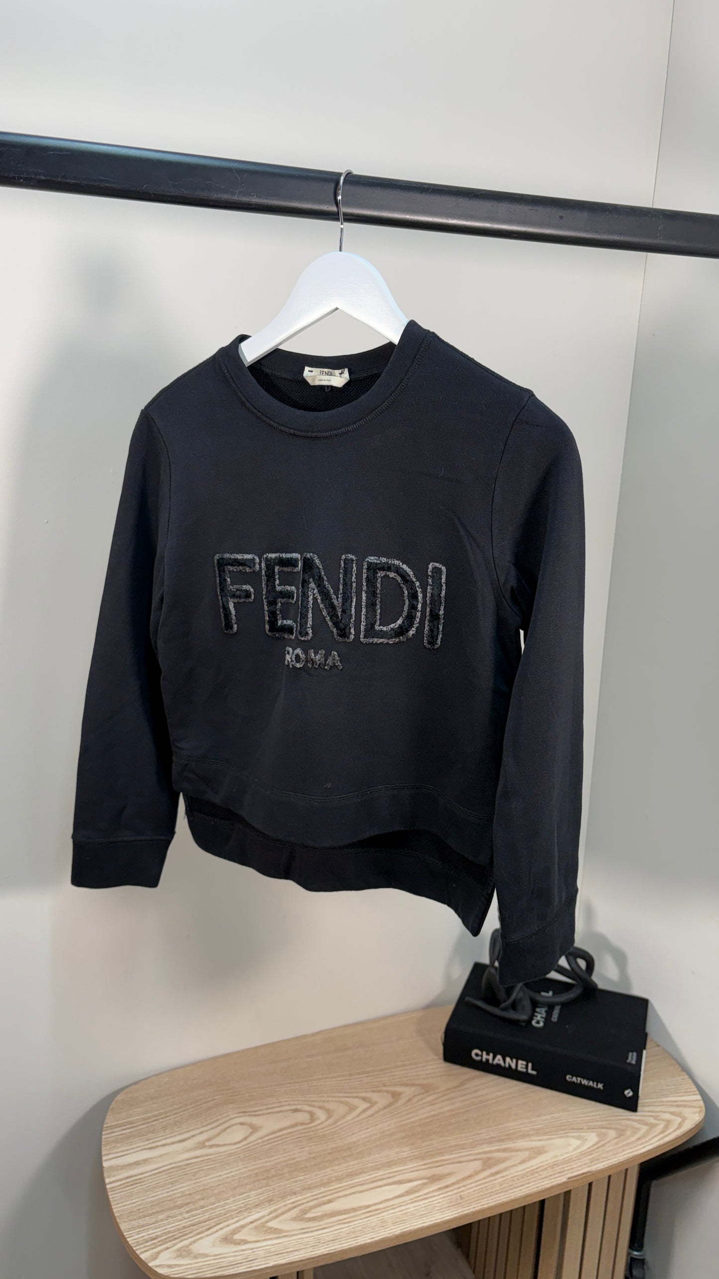 Fendi Black Logo Cropped Jumper – UK6