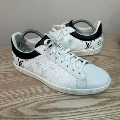 Louis Vuitton White Black Monogram Eclipse Trainers – UK 7.5