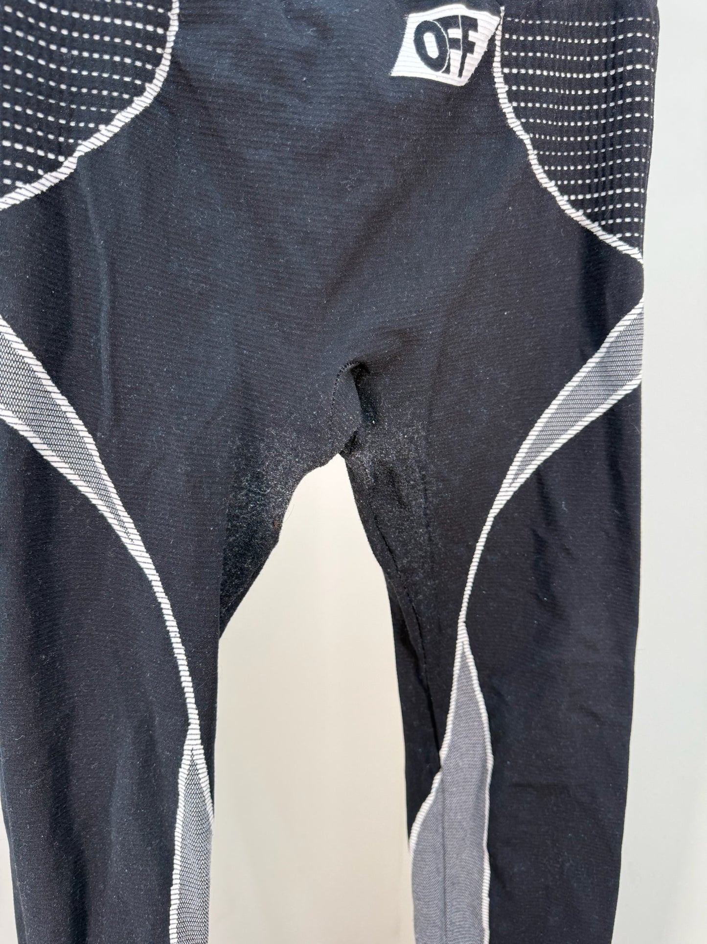 Off-White Black Gym Set leggings And CropActive Set - L/XL FIT UK 10