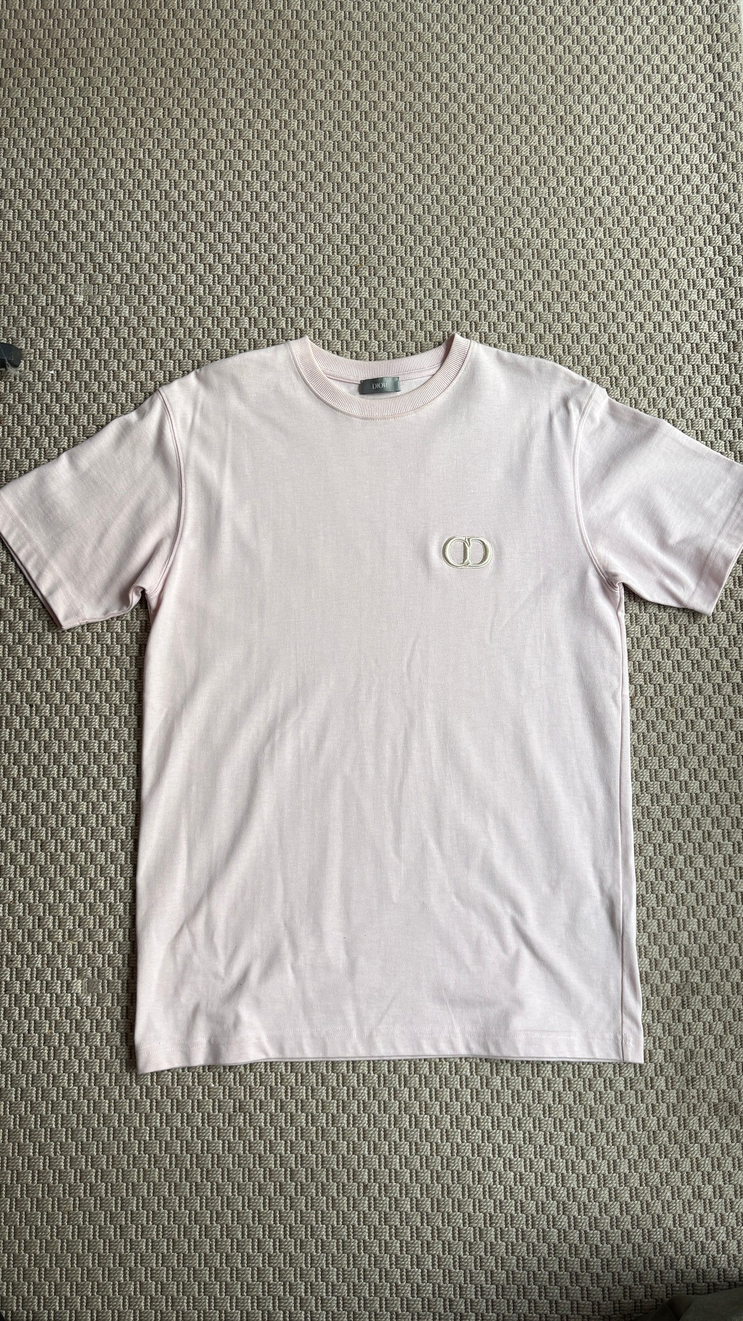 Dior Baby Pink CD Logo T-Shirt – UK Small