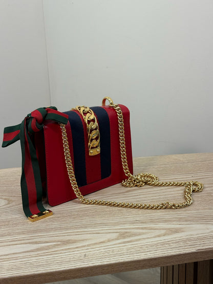 Gucci Red Sylvie Chain Crossbody Leather Handbag - One Size