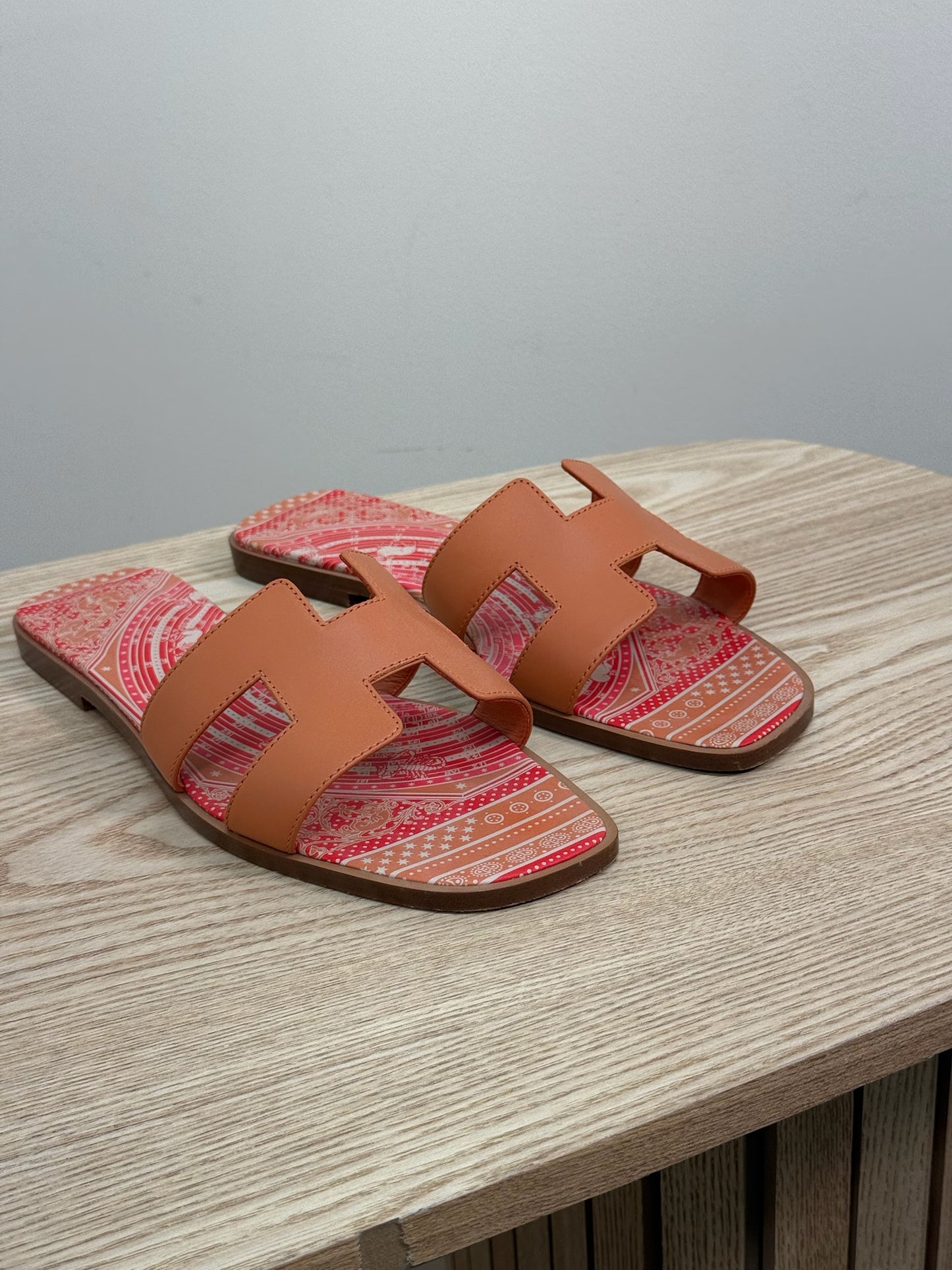 Hermes Orange Oran Leather Slider - UK 7