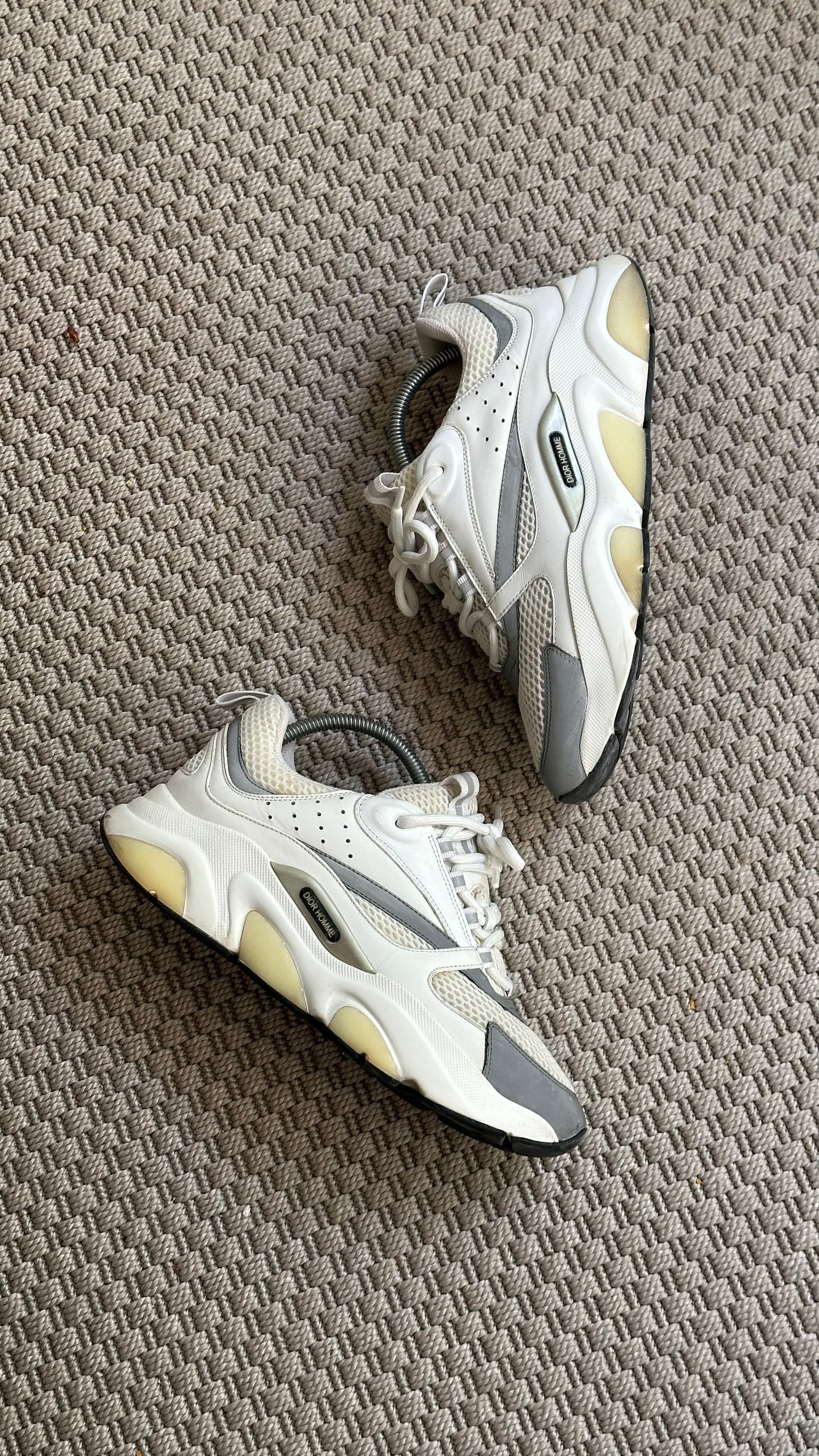 Dior White & Grey B22 Trainers- EU 40/ UK 6