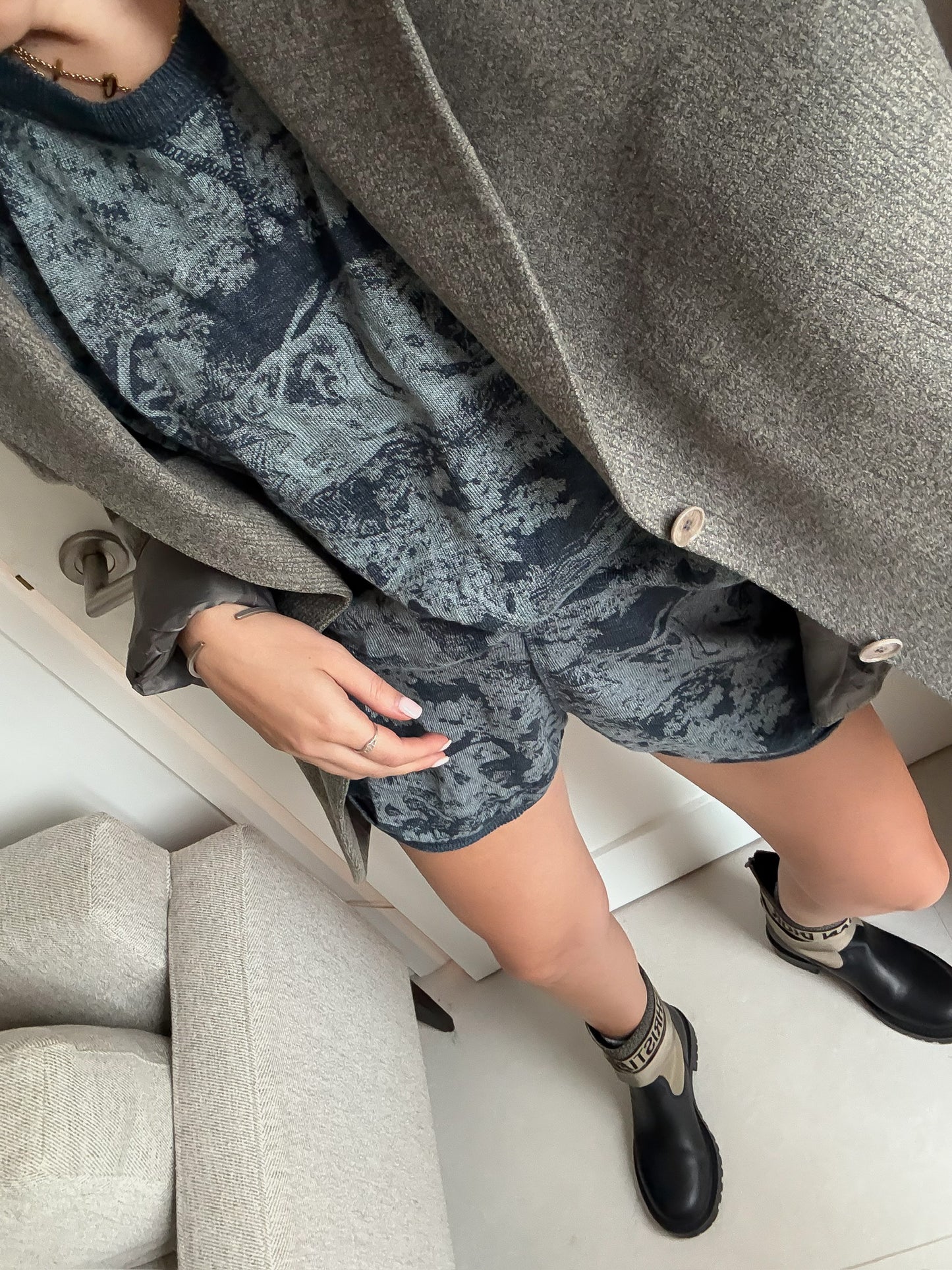 Dior Grey Toile De Jouy Motif Set - UK 8