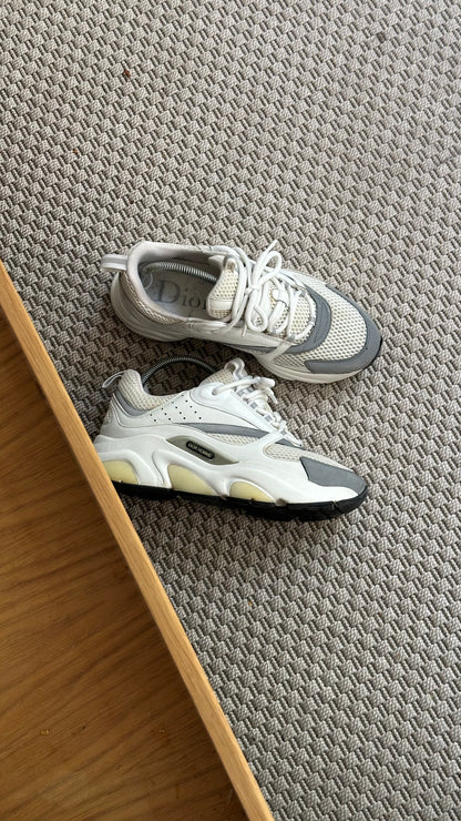 Dior White & Grey B22 Trainers- EU 40/ UK 6