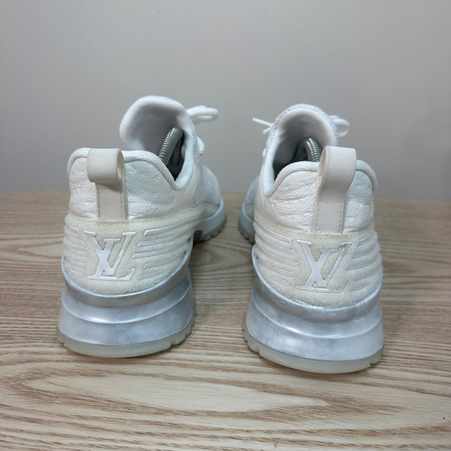 Louis Vuitton White VNR Knit Trainers – UK 7