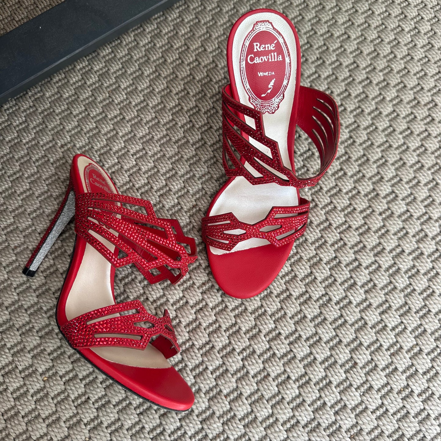 René Caovilla Red Crystal Embellished Mule Heels – EU 35.5 / UK 2.5