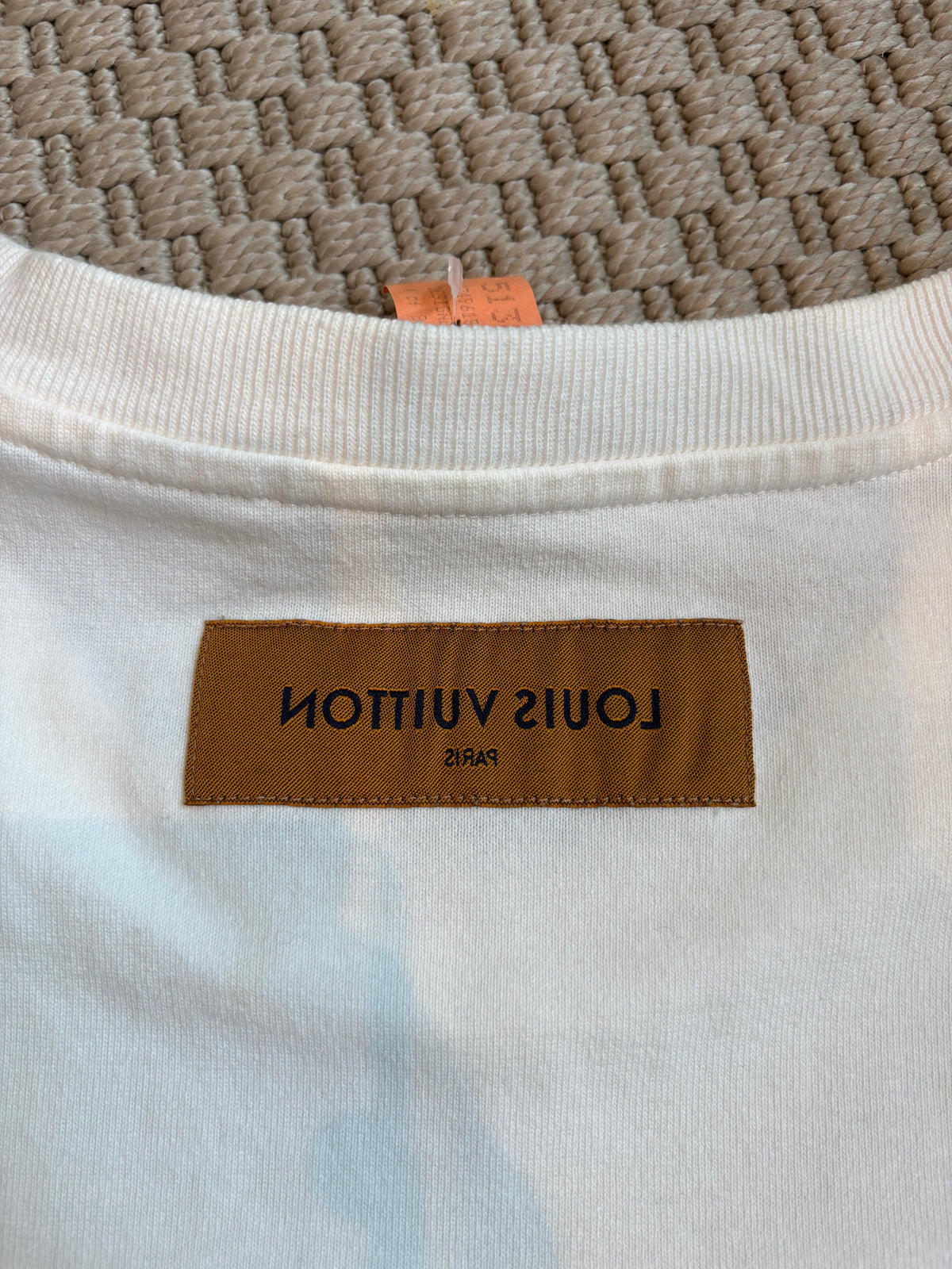 Louis Vuitton White Embroidered Signature T-Shirt – XXL