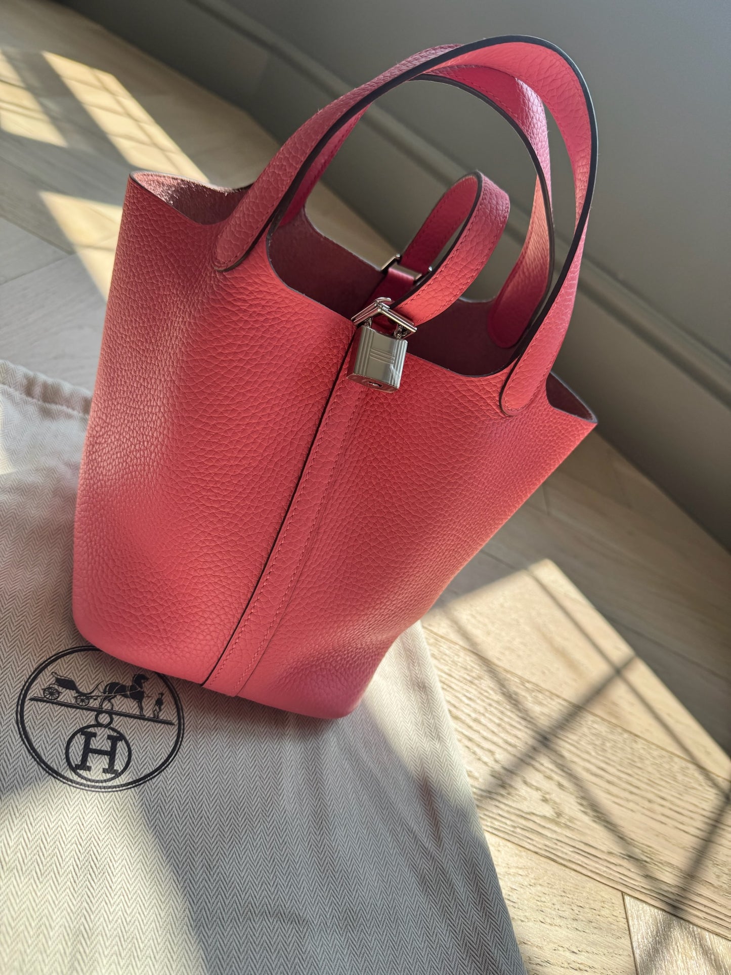 Hermès Pink Clements Picotin lock bag