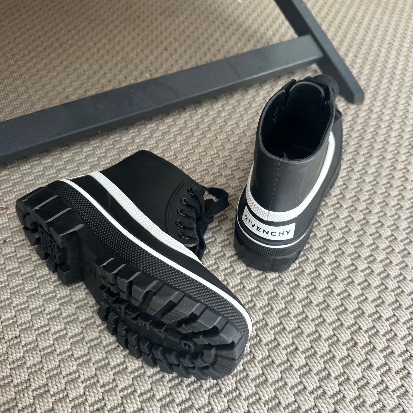 Givenchy Black & White Glaston Boots – EU 36 / UK 3