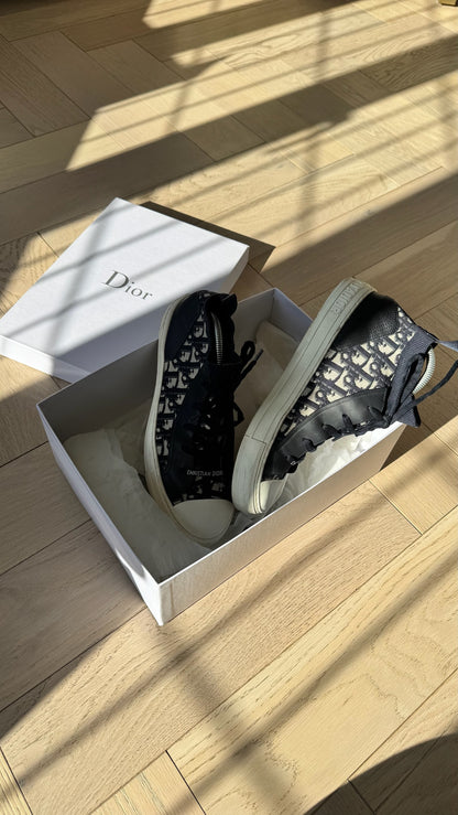 Dior Walk'N'Dior Deep Blue Oblique Trainers – EU 43/UK 9