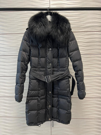 Burberry black quilted down belted jacket with fur collar - UK 6/8