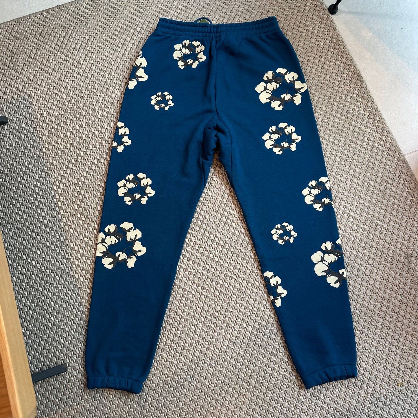 Denim Tears Navy Monochrome Wreath Tracksuit Bottoms – New In Tags Medium