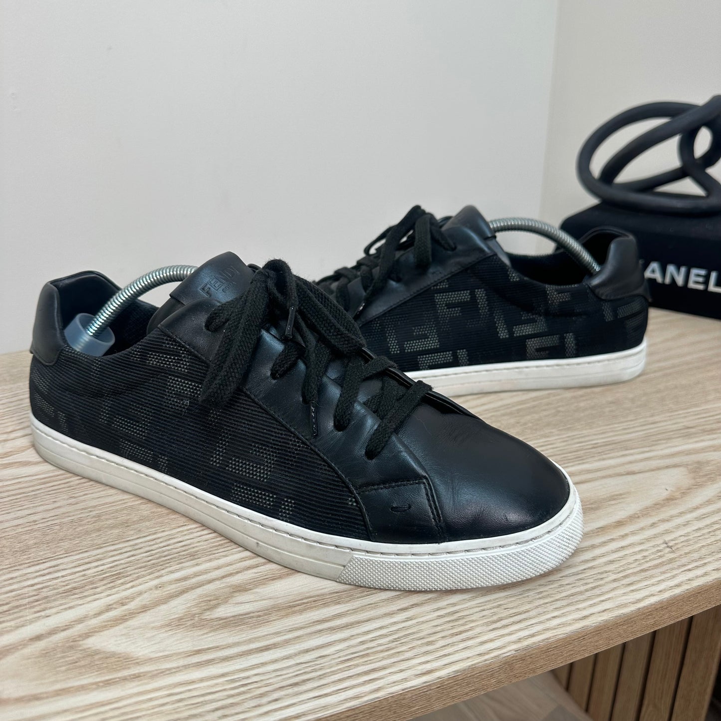 Fendi Black FF Insert Trainers – UK 8