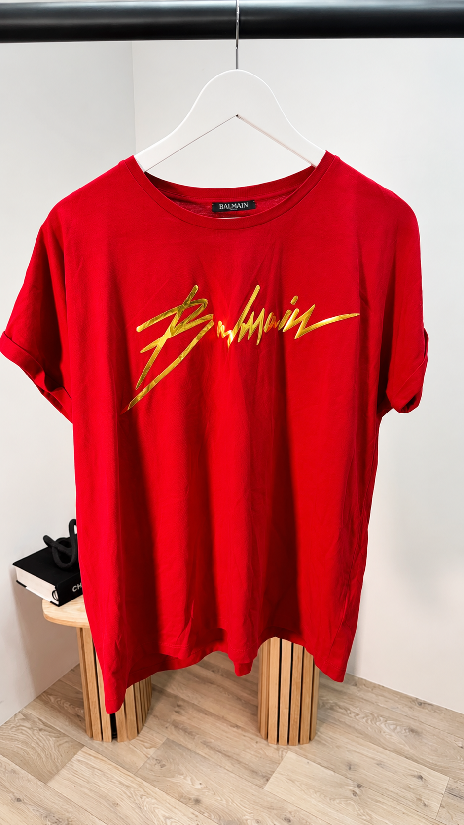 Balmain Red Gold Logo T-Shirt – IT 40