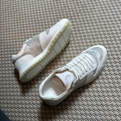 Louis Vuitton White Runaway Trainers – Brand New In Box UK 8