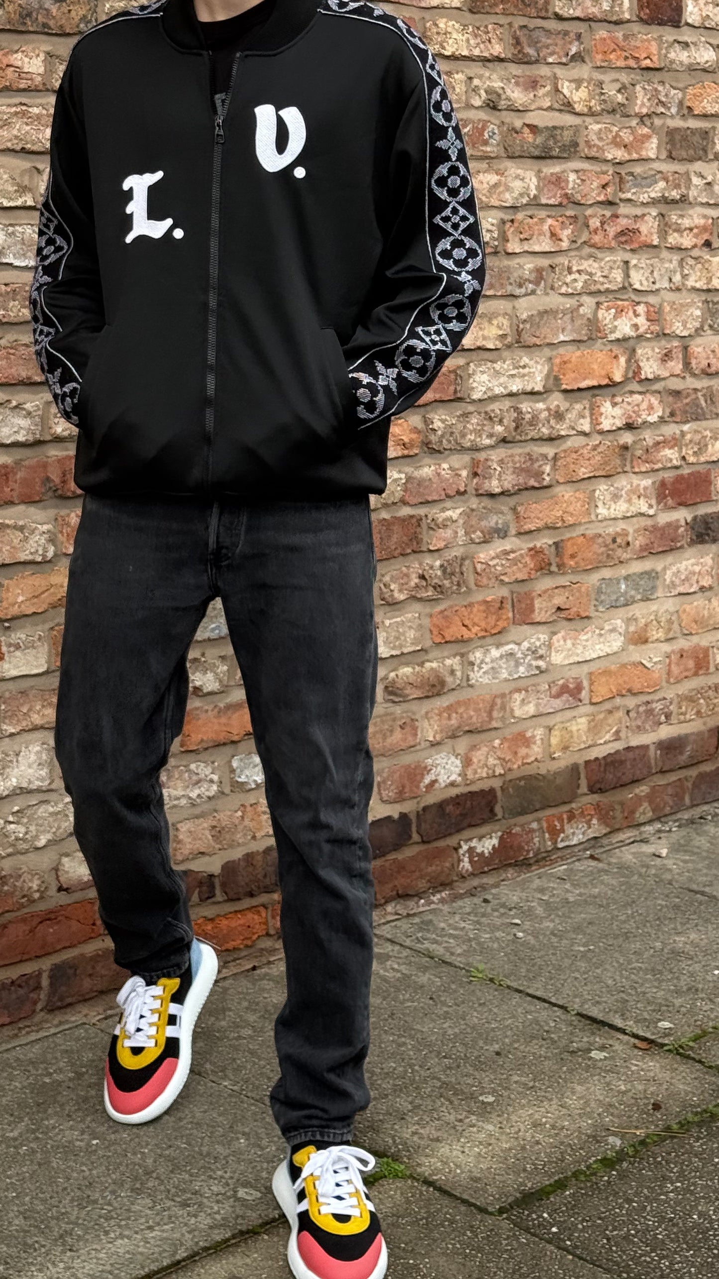 Hermes Black Multi Colour Crew Trainers- UK 10