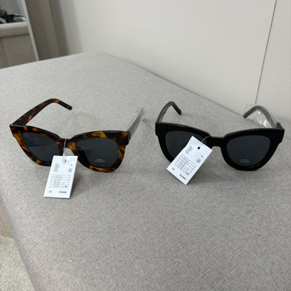 Boohoo Twin Pack Chunky Oversize Cateye Sunglass- Brand New