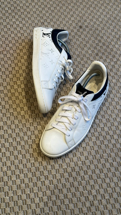 Louis Vuitton White Black Monogram Eclipse Trainers – UK 7.5
