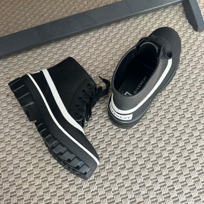 Givenchy Black & White Glaston Boots – EU 36 / UK 3