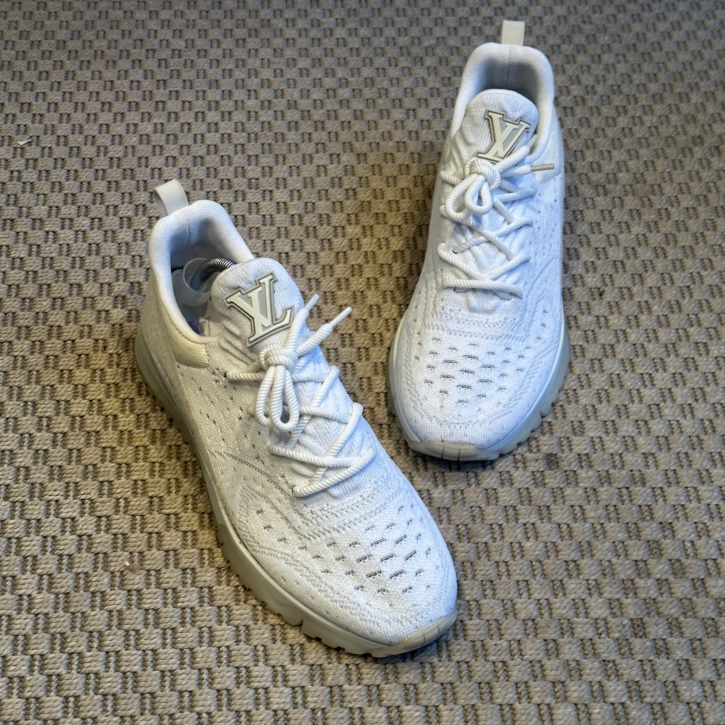 Louis Vuitton White VNR Knit Trainers – UK 7