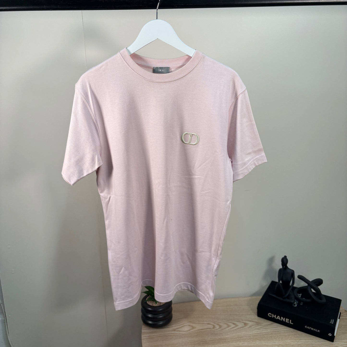Dior Baby Pink CD Logo T-Shirt – UK Small