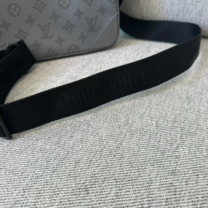 Louis Vuitton Grey Monogram Shoulder Messenger Bag