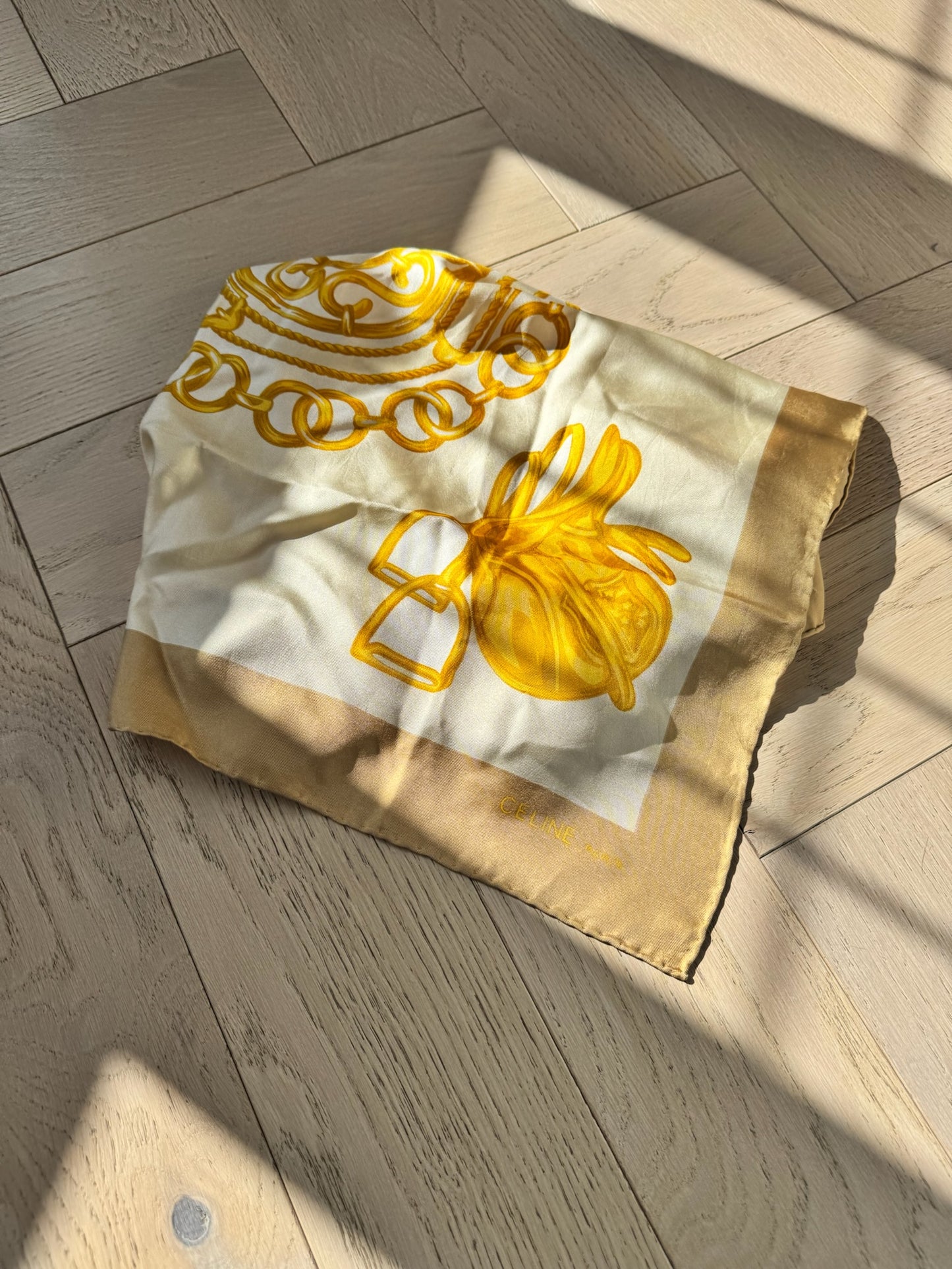 Celine Cream Gold Carré En Soie Silk Scarf – 85 x 85 cm