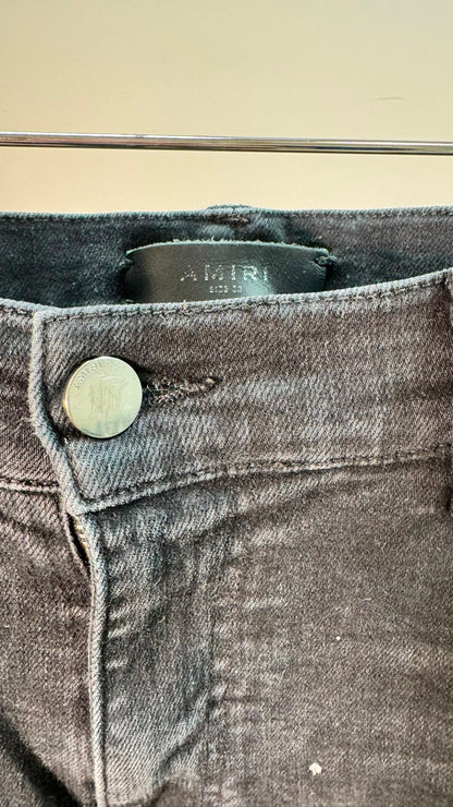 Amiri Black One Knee Distressed Skinny Jeans – 33