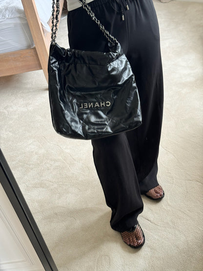 Chanel 22 Tote Quilted Diamond Stitched Hobo Bag with Brushed Silver Hardware. As New