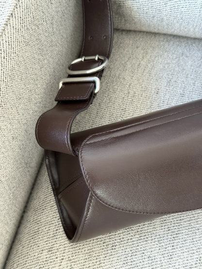 Jil Sanders Cannolo Leather Shoulder bag in Chocolate