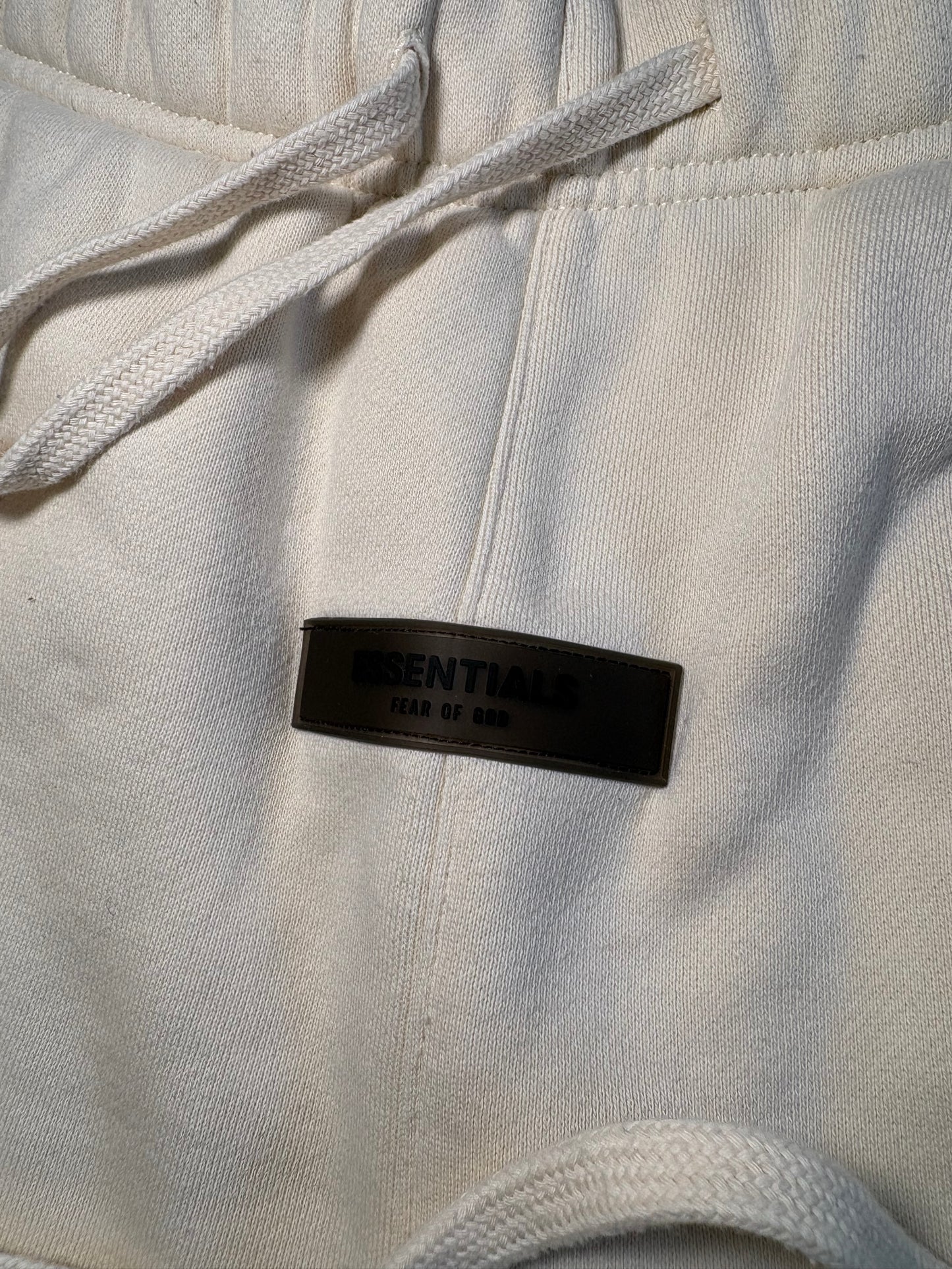 Essentials Cream Logo Tracksuit Shorts – Medium