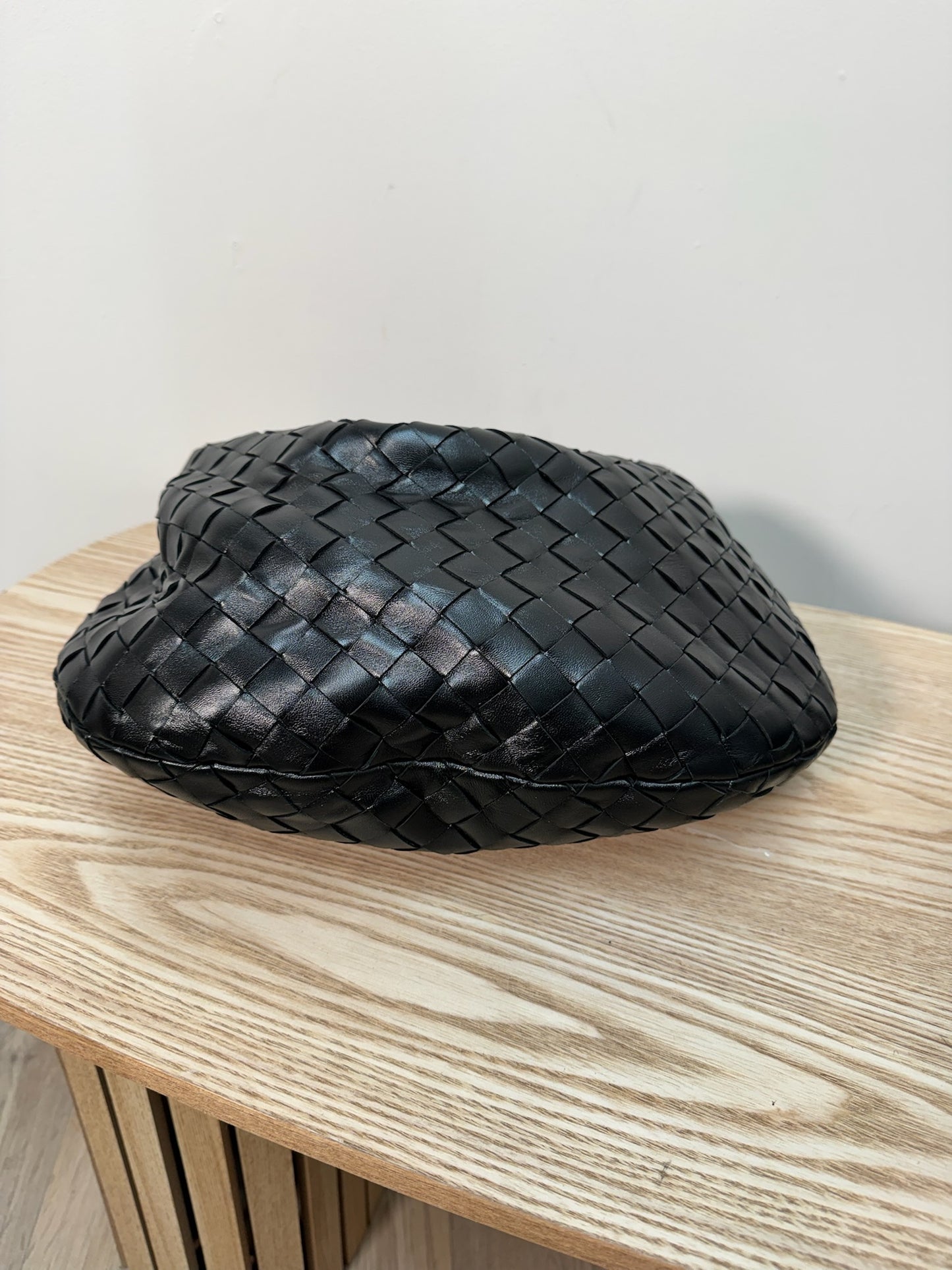 Bottega Veneta Black Lambskin Leather Jodie Suede Hobo Bag – New No Tags