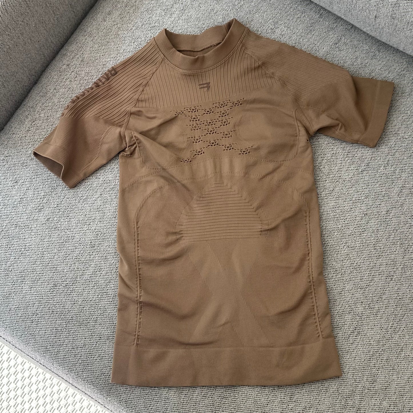 Balenciaga Sporty B Nude Athletic Lycra Gym Top – Medium