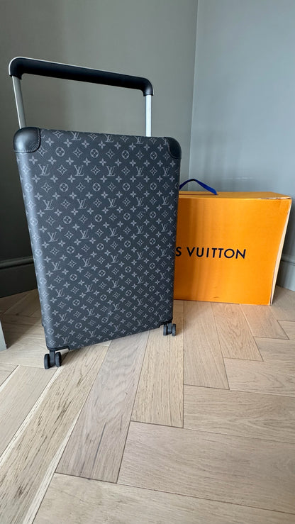 Louis Vuitton Horizon 70 suitcase