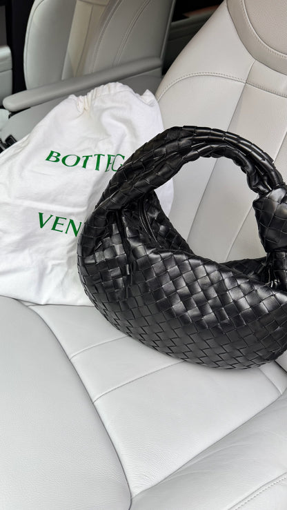 Bottega Veneta Black Lambskin Leather Jodie Suede Hobo Bag – New No Tags