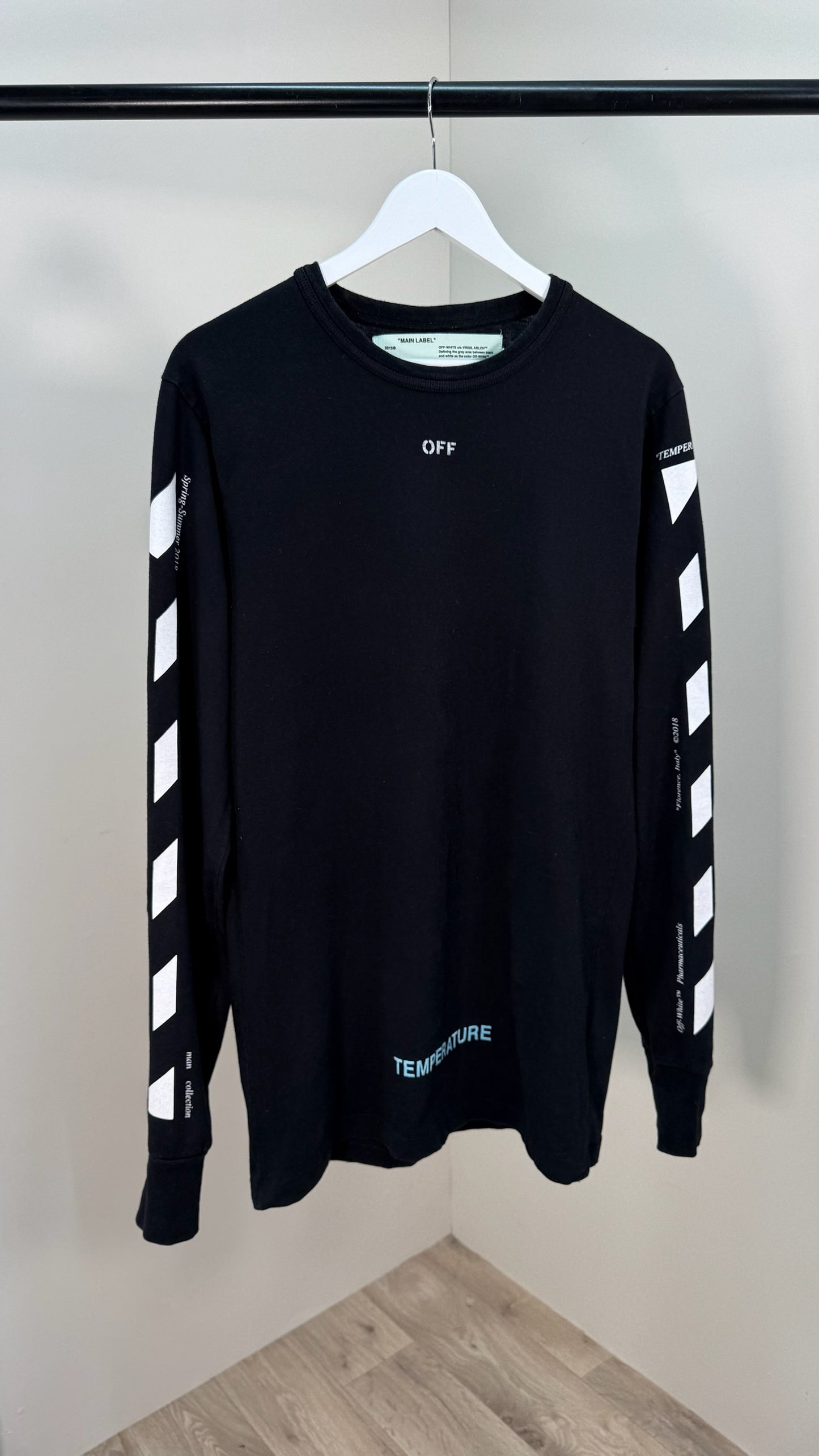 Off-White Black Long Sleeve Temp t-shirt - Small
