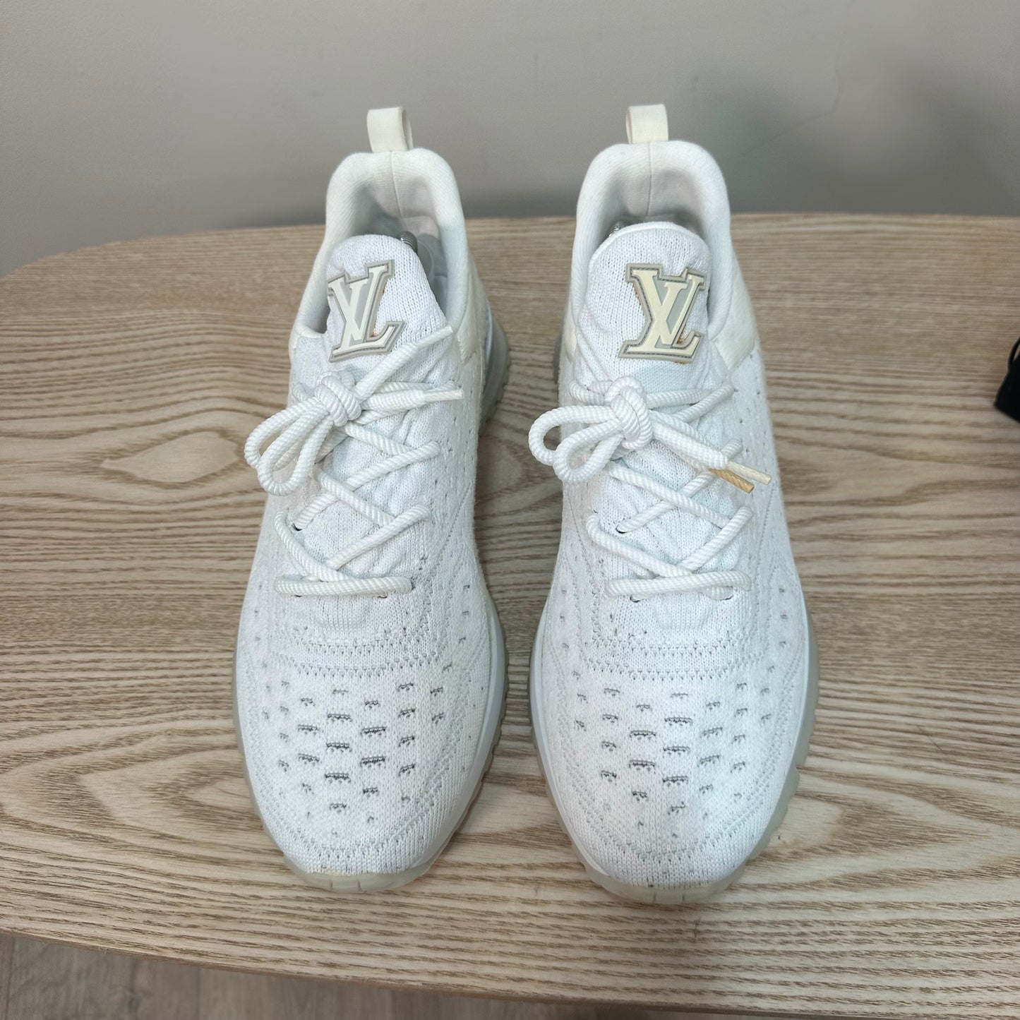 Louis Vuitton White VNR Knit Trainers – UK 7