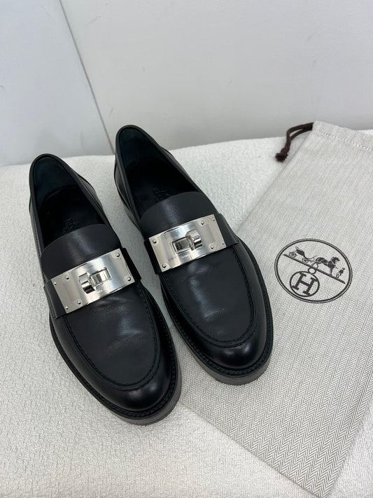 Hermès Black Leather Kelly Buckle Hot Loafers - UK 3